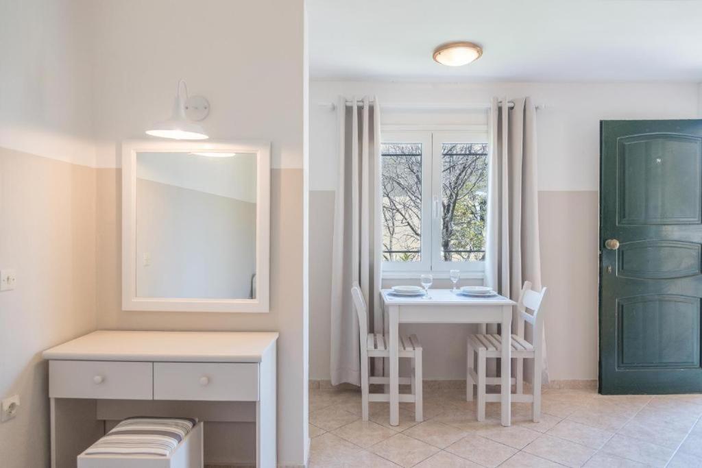 Eleonas Annex Apartments Kavos Bagian luar foto